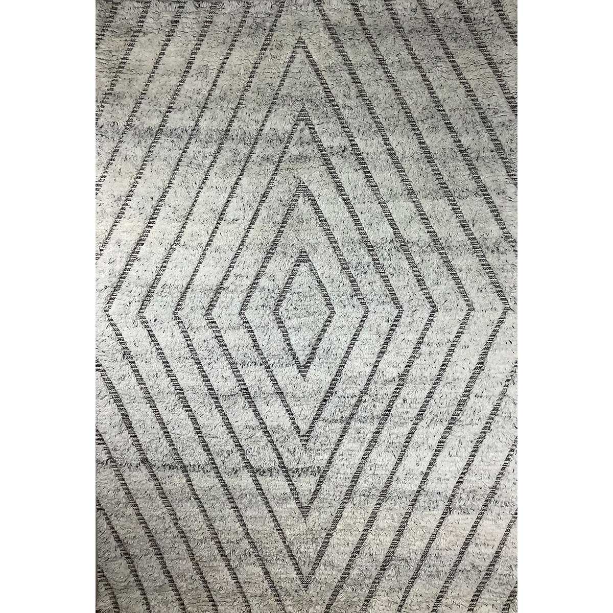 Hand-Knotted Silver Geometric Wool Rug – (Design Code HKC-044) in Croatia