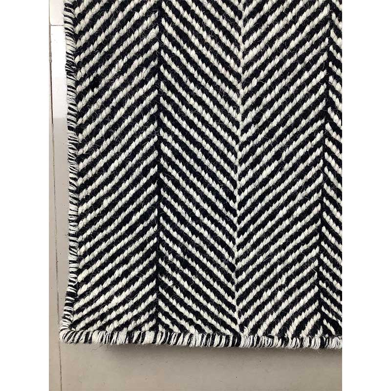 Hand Loom Pet White Black Cut Pile Rug 12mm (Design MD-011) in Noida