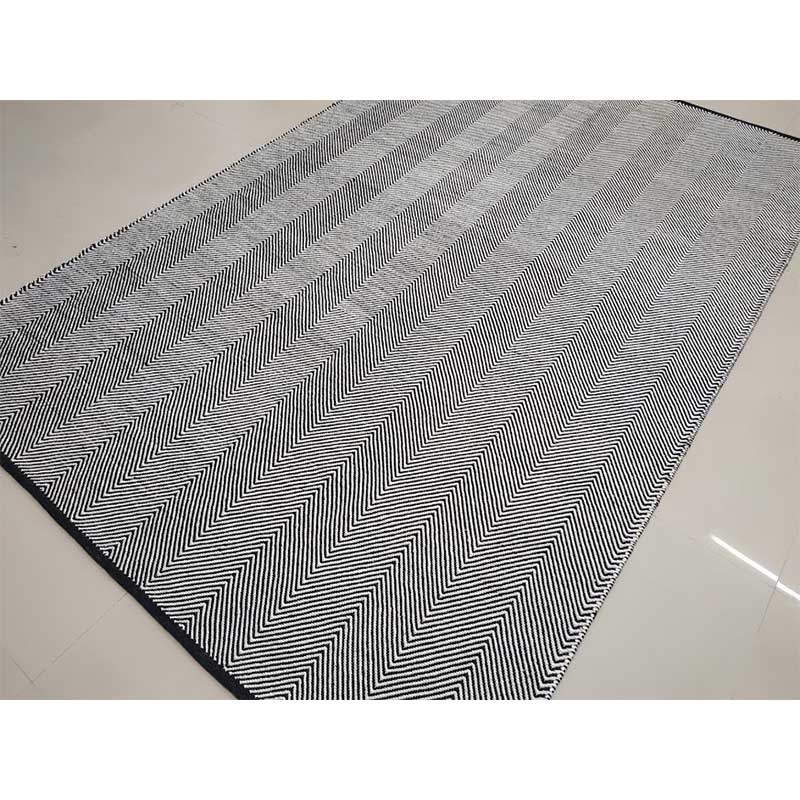 Pet Black White Cut Pile Hand Loom Rug 12mm (Design MD-014) in Noida