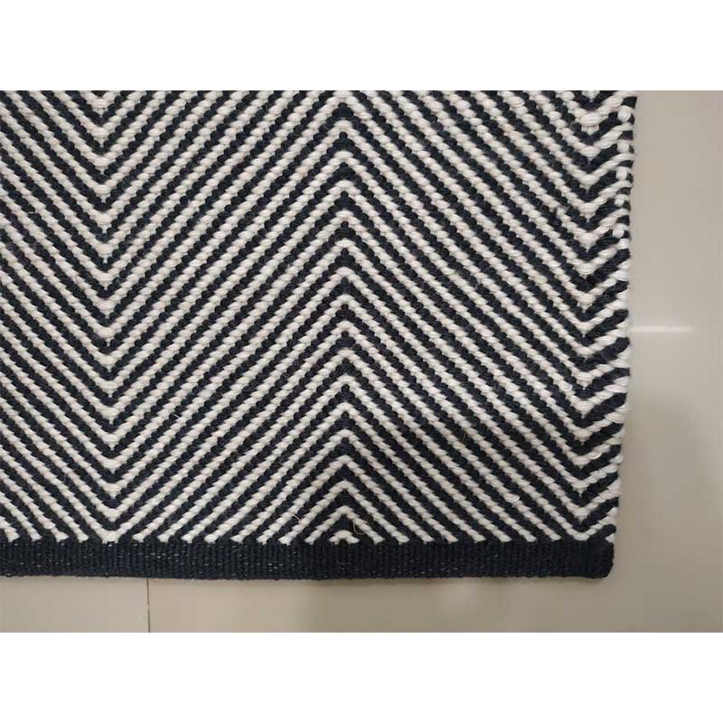 Pet Black White Cut Pile Hand Loom Rug 12mm (Design MD-014) in Noida