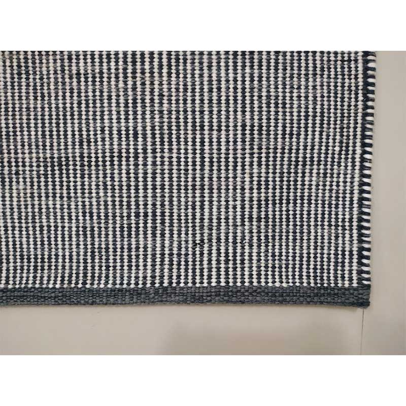 Black White Pet Cut Pile Hand Loom Rug 12mm (Design MD-016) in Noida