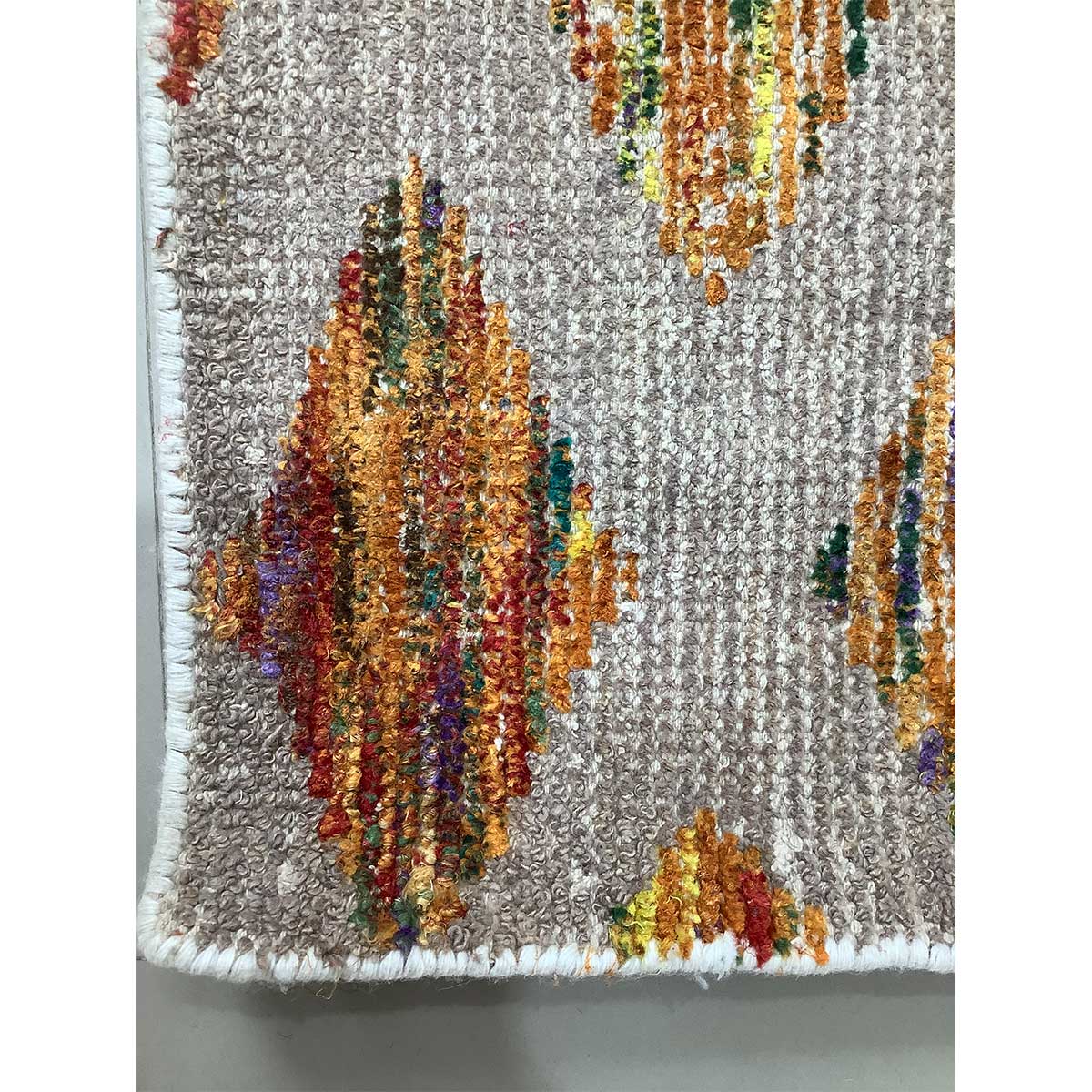 Premium Hand Woven Viscose Rug Multy Color Zero Pile 15mm Pile Height Timeless and Durable (Design OD-020) in Noida