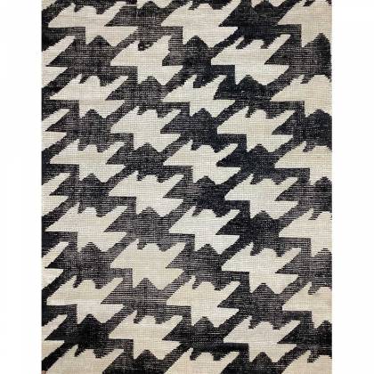 Ivory and Black Geometric Hand-Knotted Wool Rug – Luxury (Design Code HKC-039) Manufacturers, Suppliers, Exporters in Noida